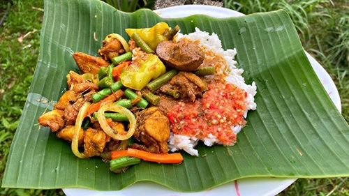 Nasi Berlauk Kak Wook
